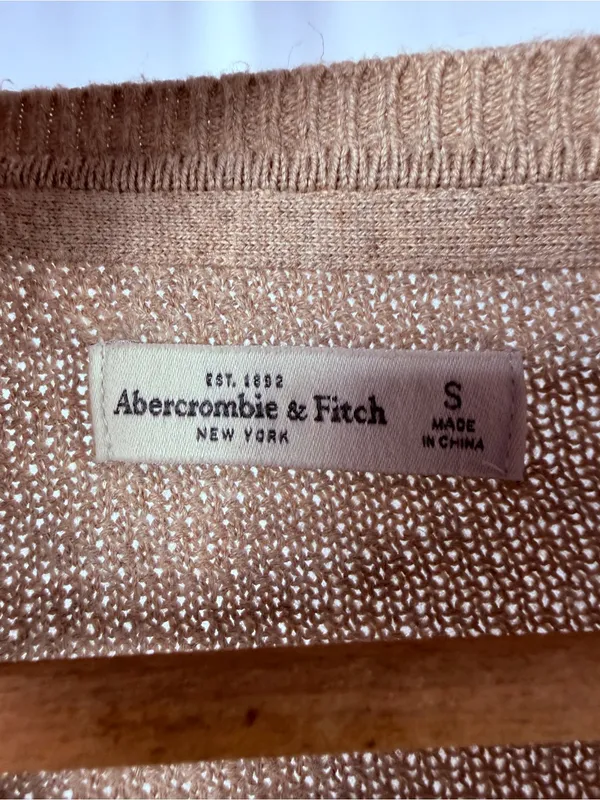 Abercrombie & Fitch Waffle-Knit Long Sleeve Sweater in Light Brown Size Small - Image 3