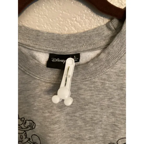 Disney Embroidered Mickey Mouse "Oh Boy!" crewneck sweatshirt L - Image 8
