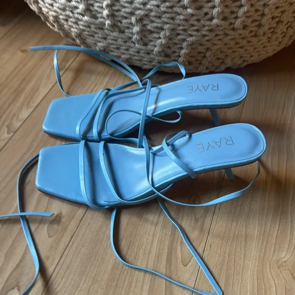 RAYE Blue Heeled Sandals Sleek Design - Image 3
