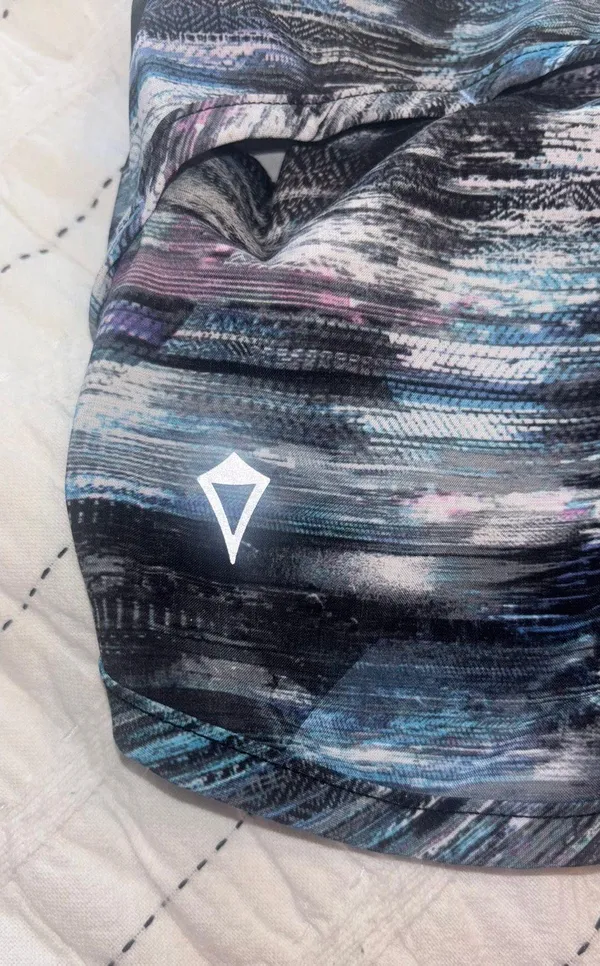 Ivivva Childrens Active Shorts - Image 4
