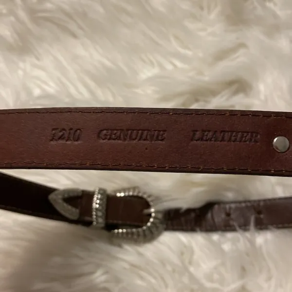 Beautiful Vintage Women Belt Genuine Leather small long 33” excellent condition - Image 3