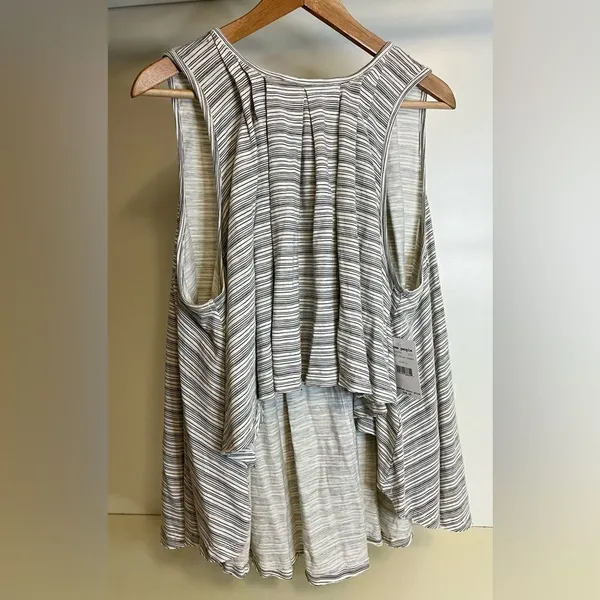 NWT free people cropped shirt - high low - size large - Image 3