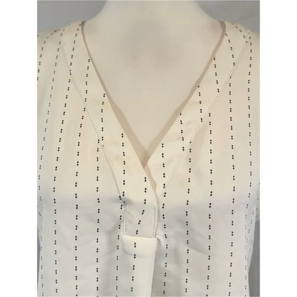 Ann Taylor black and white pleated top size XS - Image 2