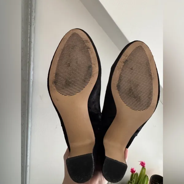 Blanco Black Velvet Ankle Booties‎ Size 10.5 - Image 5