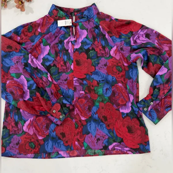 Talbots Vibrant Floral Blouse in Red and Purple - Image 3