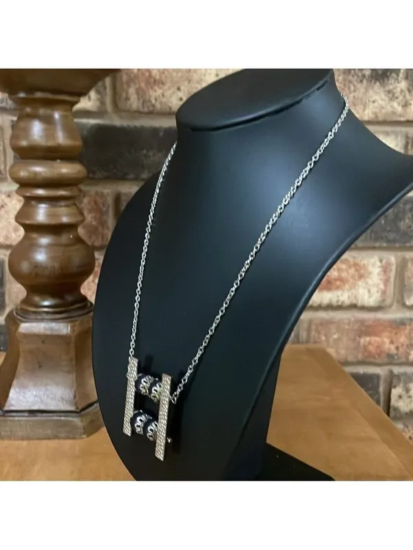 Vintage satin beaded silver tone necklace Black - Image 4