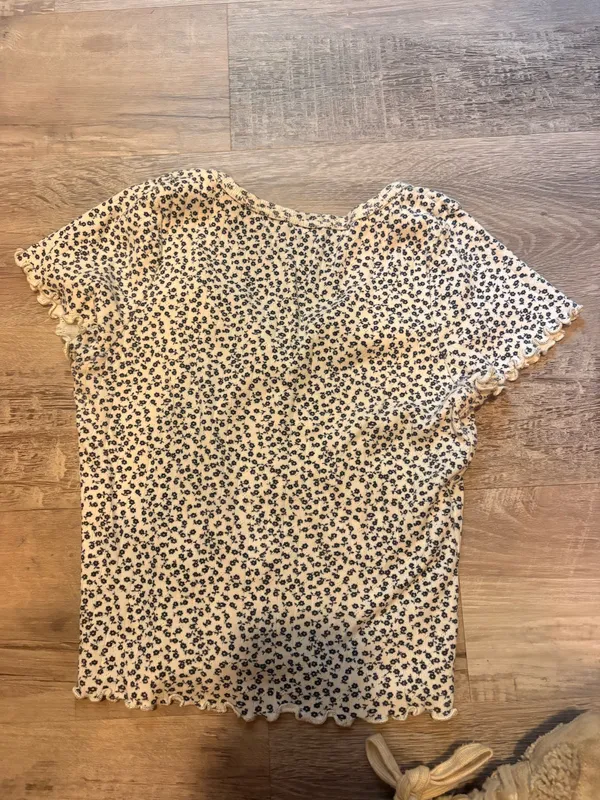 Brandy Melville Top - Image 2