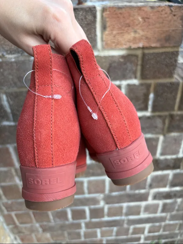 SOREL evie pull on suede bootie orange Waterproof size 5.5 - Image 7