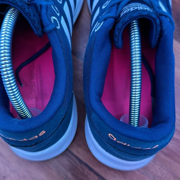 Adidas neo cloud form racer women’s size 6.5 - Image 5