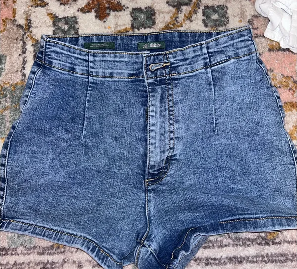 Wild Fable High-Rise Shorts Denim - Image 2