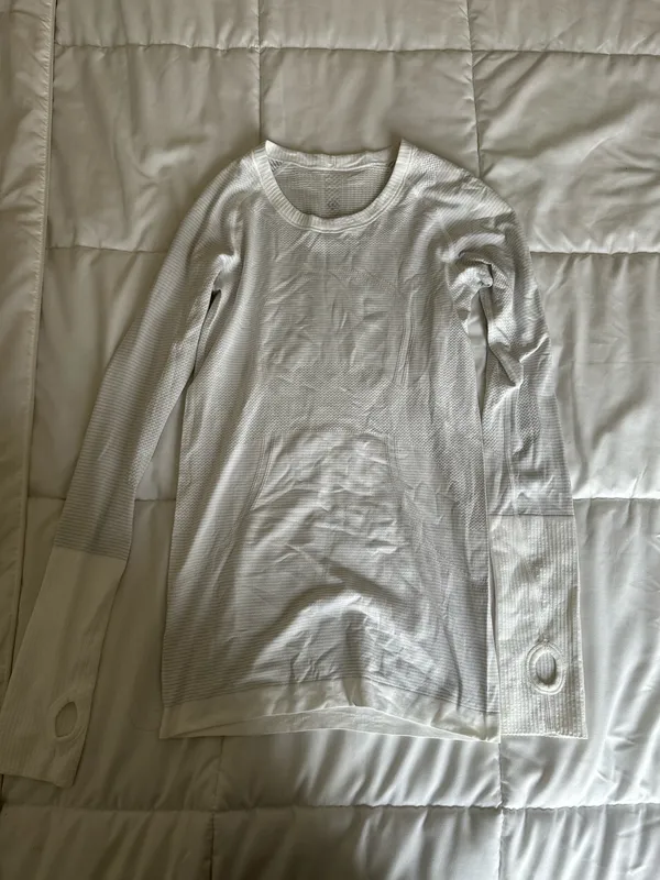 Lululemon Swiftly Tech Long Sleeve Shirt - Image 3