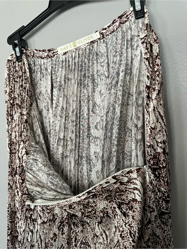 Marie Oliver Wesley Anthropologie Snake Print Pleated Maxi Skirt Size 6 - Image 9