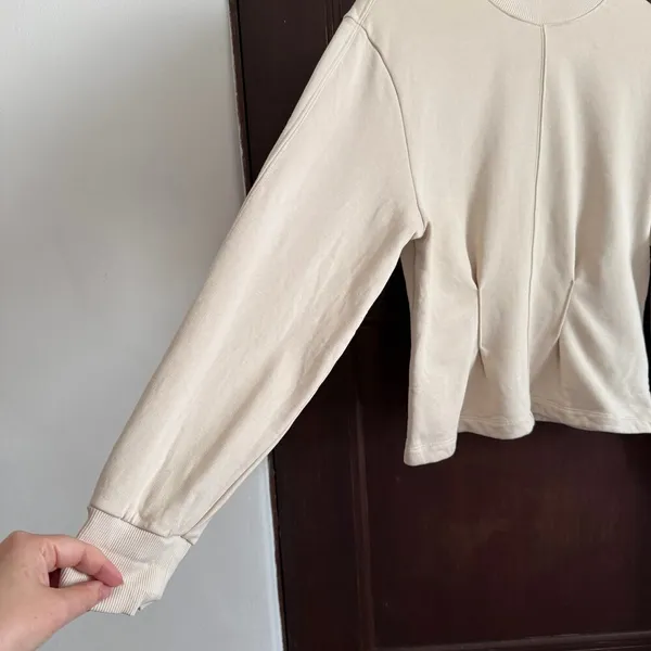 & OTHER STORIES | Cream Fitted Darted Crewneck Sweatshirt | Extra Small - Image 4