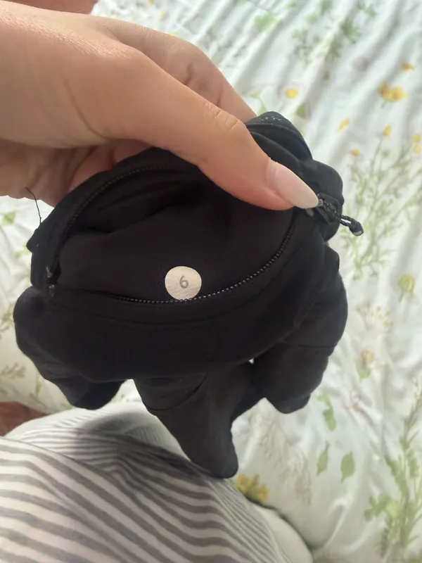 Lululemon Shorts Hotty Hot 2.5" Black - Image 5