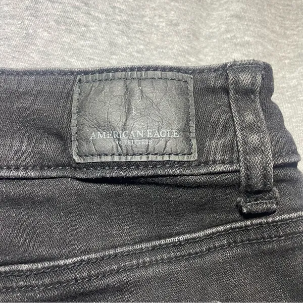 American Eagle Outfitters Black Lace Jean Shorts/ Jorts size 12 - Image 4