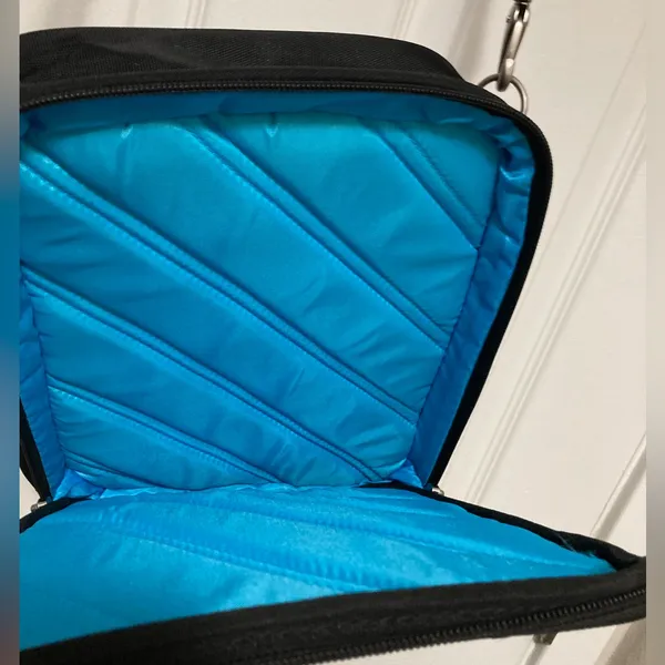 Sol Angeles Black Quilted IPAD/Tablet Crossbody Bag - Image 5