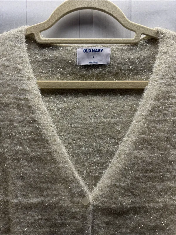 Old Navy NWT Cream Gold Textured Shine Crop Party Cardi Cardigan Sweater Small - Image 4