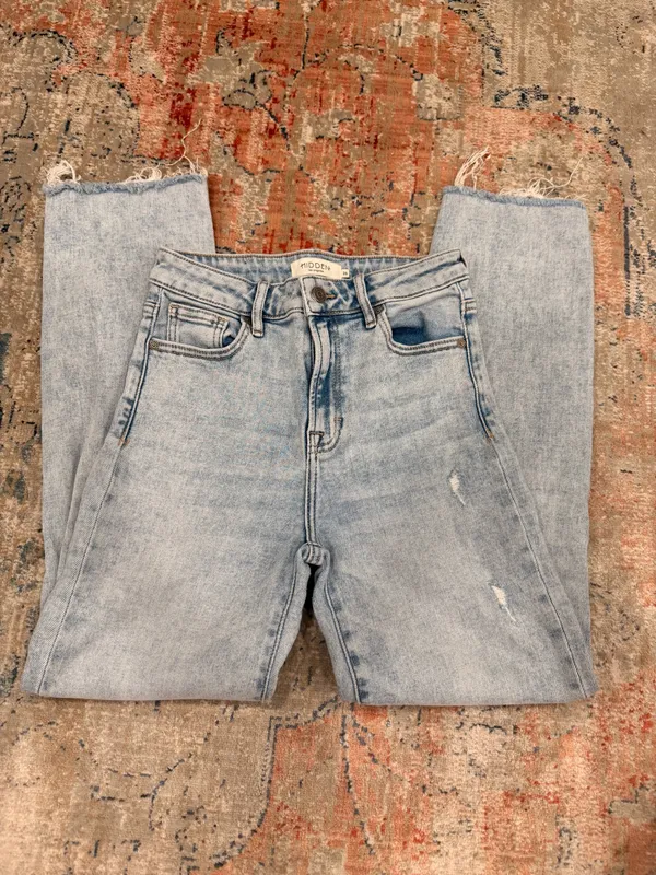 Hidden Jeans - Image 2