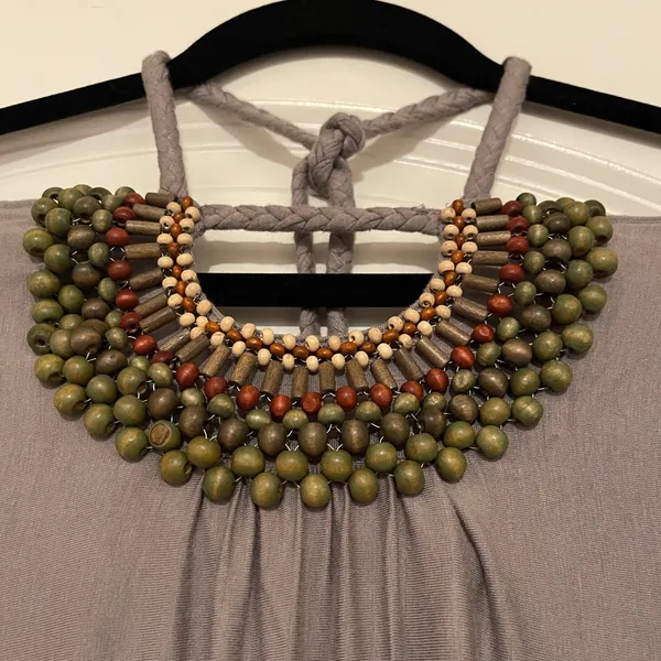Chelsea & Violet Gray Dress with Beaded Detail Size M - Image 4