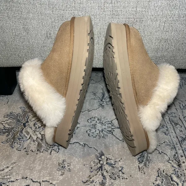 UGG Disquette Platform Slipper - Image 11