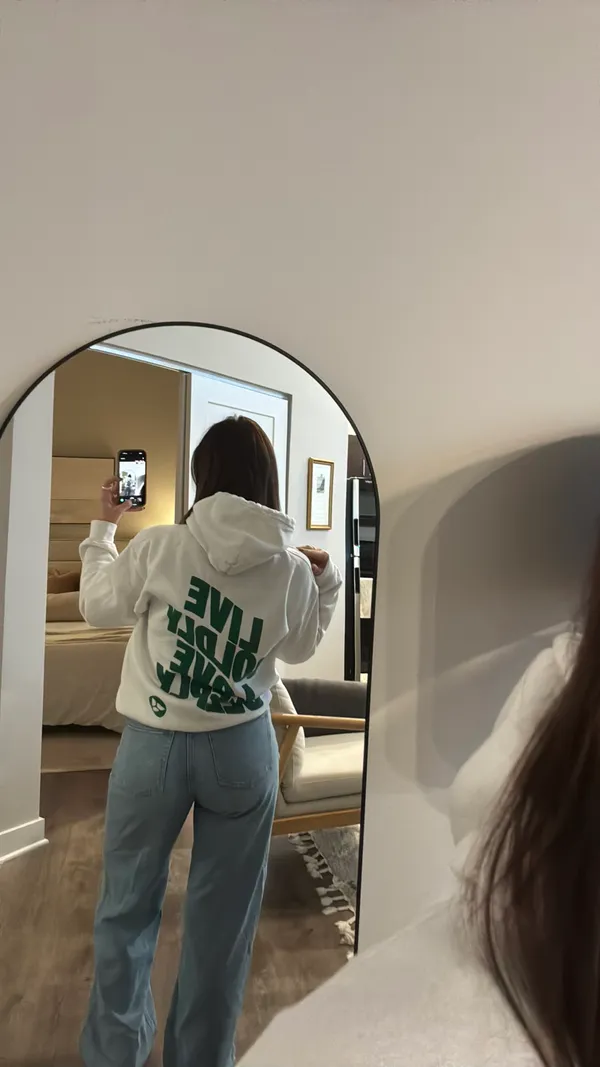Hoodie Size M - Image 2