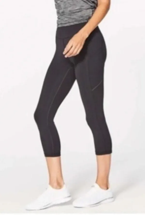 LULULEMON Speed Up Black Crop Legging - Image 5