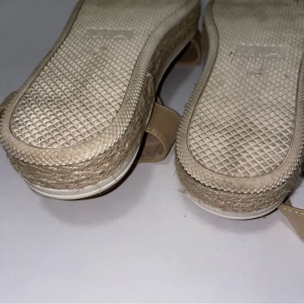 Mia Kiera Size 7.5 Espadrille Platform Sandal in Tan - Image 8