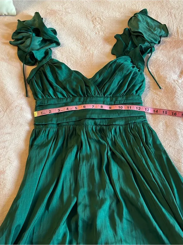 Saints & Secrets forest green fit and flare cocktail dress ruffle shoulders S - Image 11