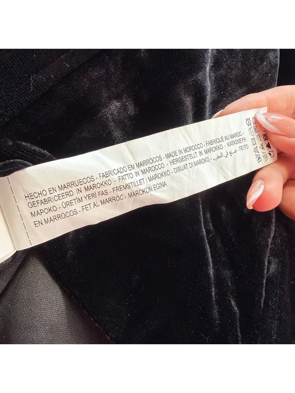 Zara Black Quilted Velvet Crop Bustier with Scalloped Edges Size Medium - Image 7