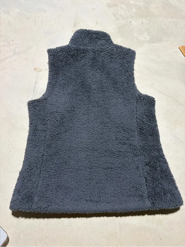 Patagonia Women's Fleece Vest Los Gatos Gray large - Image 4