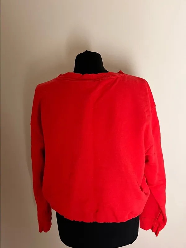 Universal Threads Red Heart Embroidered Crewneck Sweatshirt - Image 4