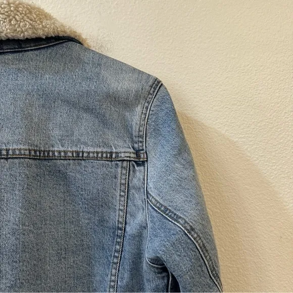 Abercrombie‎ & Fitch Denim Trucker Jacket Sherpa Collar Size Small Blue - Image 7