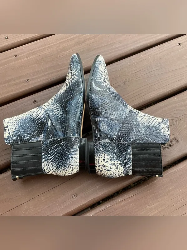 Calvin Klein Snake-Print Pointed Toe Ankle Boots 🪻🪻 - Image 14
