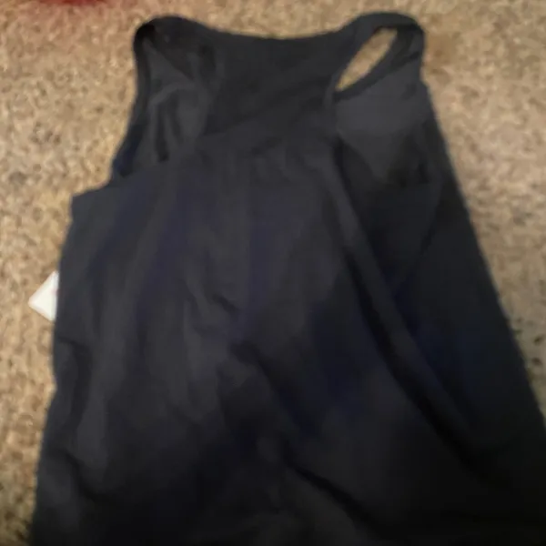 Lululemon SOLDDDD size 14 love tank - Image 4