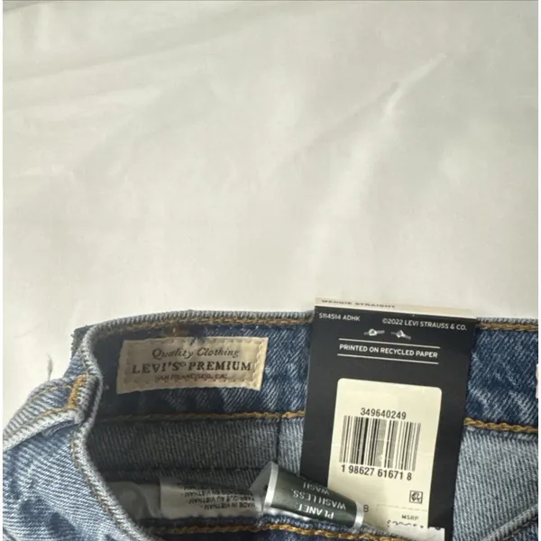 Levi's 28x28 Premium Wedgie Straight Ankle Women's Jeans Invest Access Med Wash - Image 9