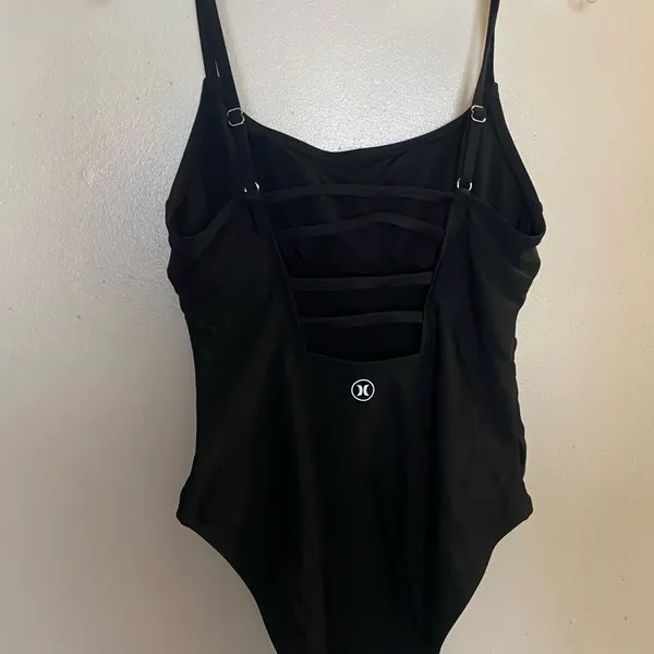 Hurley Women’s One Piece Swim Bathing Suit Black M Medium Bust 34” 36” - Image 4