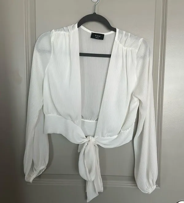 Vici Collection Vittoria Front Tie Crop Too - Image 4