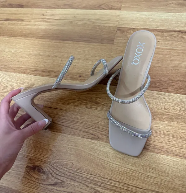 XOXO Heels - Image 2