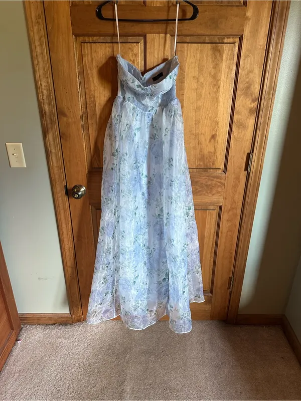 Lulu's Pastel periwinkle Floral Strapless Chiffon Maxi wedding guest Dress small - Image 2