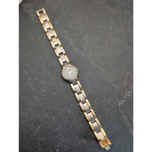 Ladies Citizen Watch Two Tone 5920-S76248 Needs New Battery - Image 4