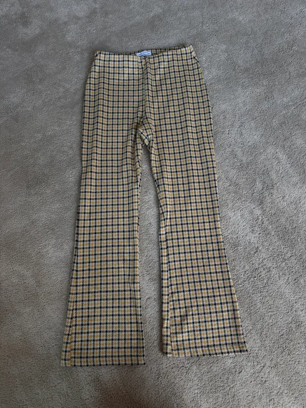 Urban Outfitters Plaid Flare Pants – Size M - Image 2