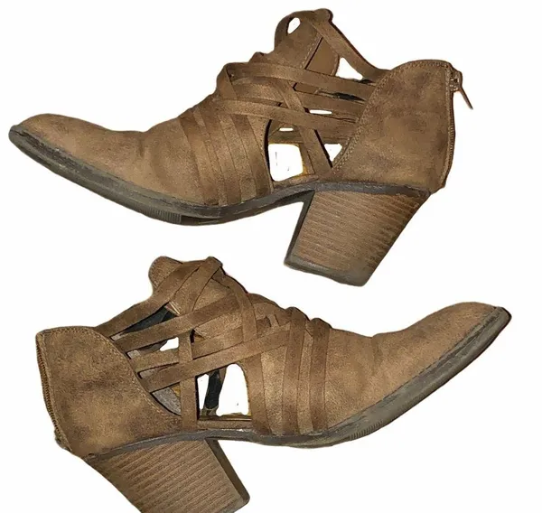 Fergalicious Jillie booties - Image 9