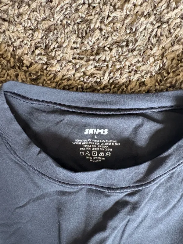 SKIMS Long Sleeve Bodysuit - Image 2