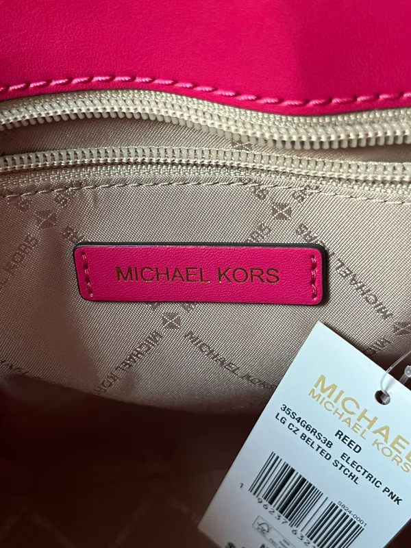 Michael Kors Purse Set - Image 12