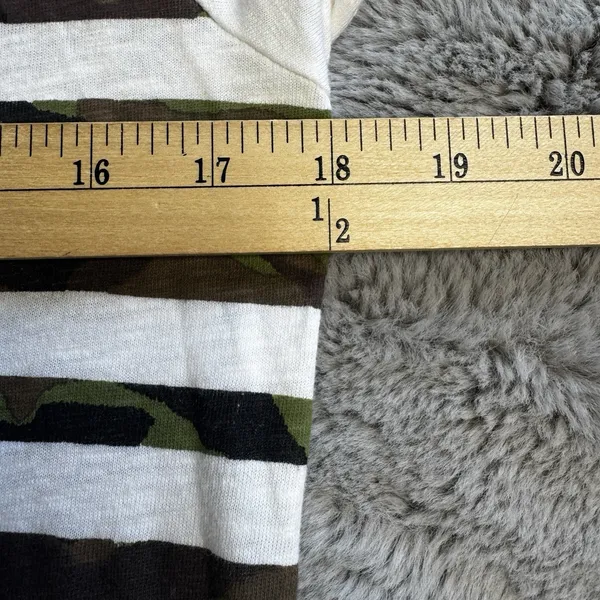 Gap Women's Medium 3/4 Sleeve White Camo Striped Shirt‎ 100% Cotton - Image 13