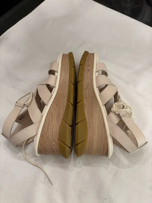 Sorel Cream Leather Joanie Sandals - Image 3