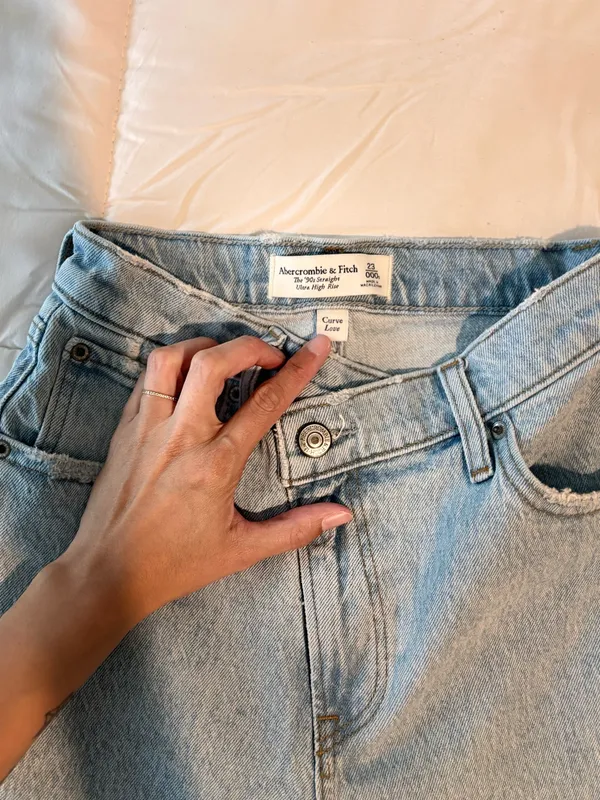 Abercrombie Straight Ultra 90s High-Rise - Image 3