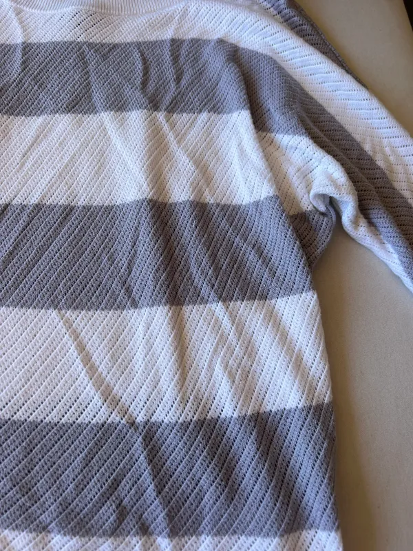 Sweater - Image 3