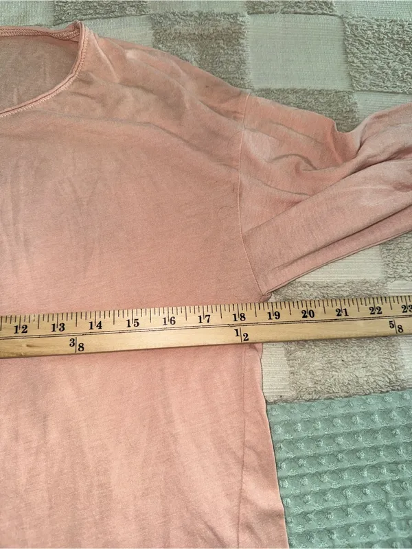 Alo Lightweight‎ Long-Sleeve Crewneck Top - Blush Pink - Image 2