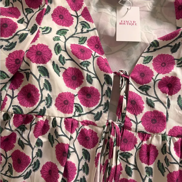 Floral Tie-Front V-Neck Blouse in Pink and White - Image 2